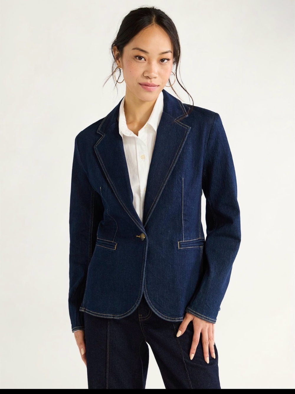 FREE ASSEMBLY Dark Wash Denim Blazer ✨